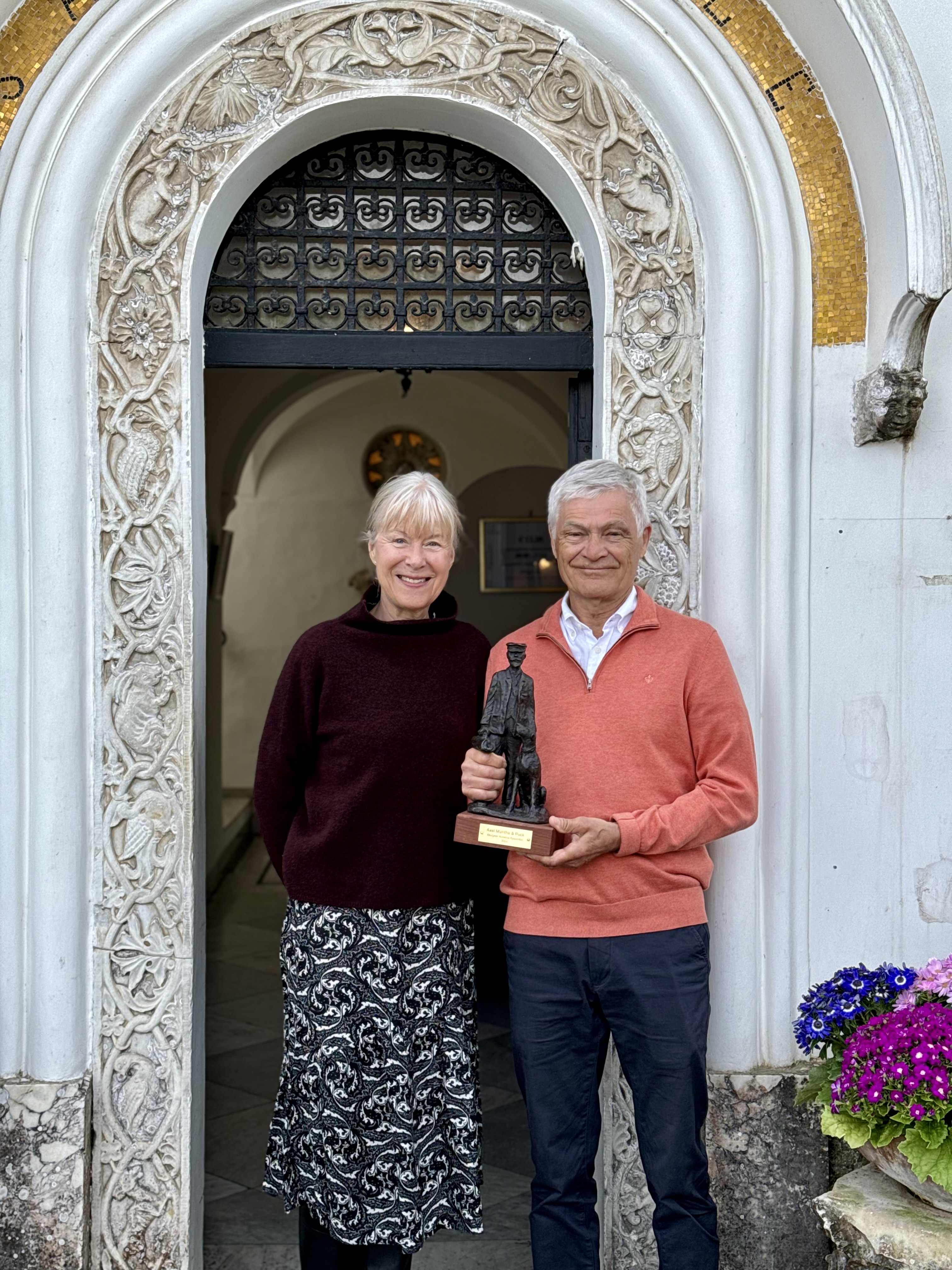 Thursday April 16 2026 - Bronze Sculpture Gifted by the Munthe Family Association